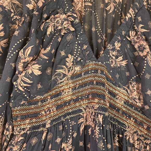 Free People Golden Hour Smocked Puff Sleeve Navy Boho Maxi Dress Sz Lg - Picture 6 of 16